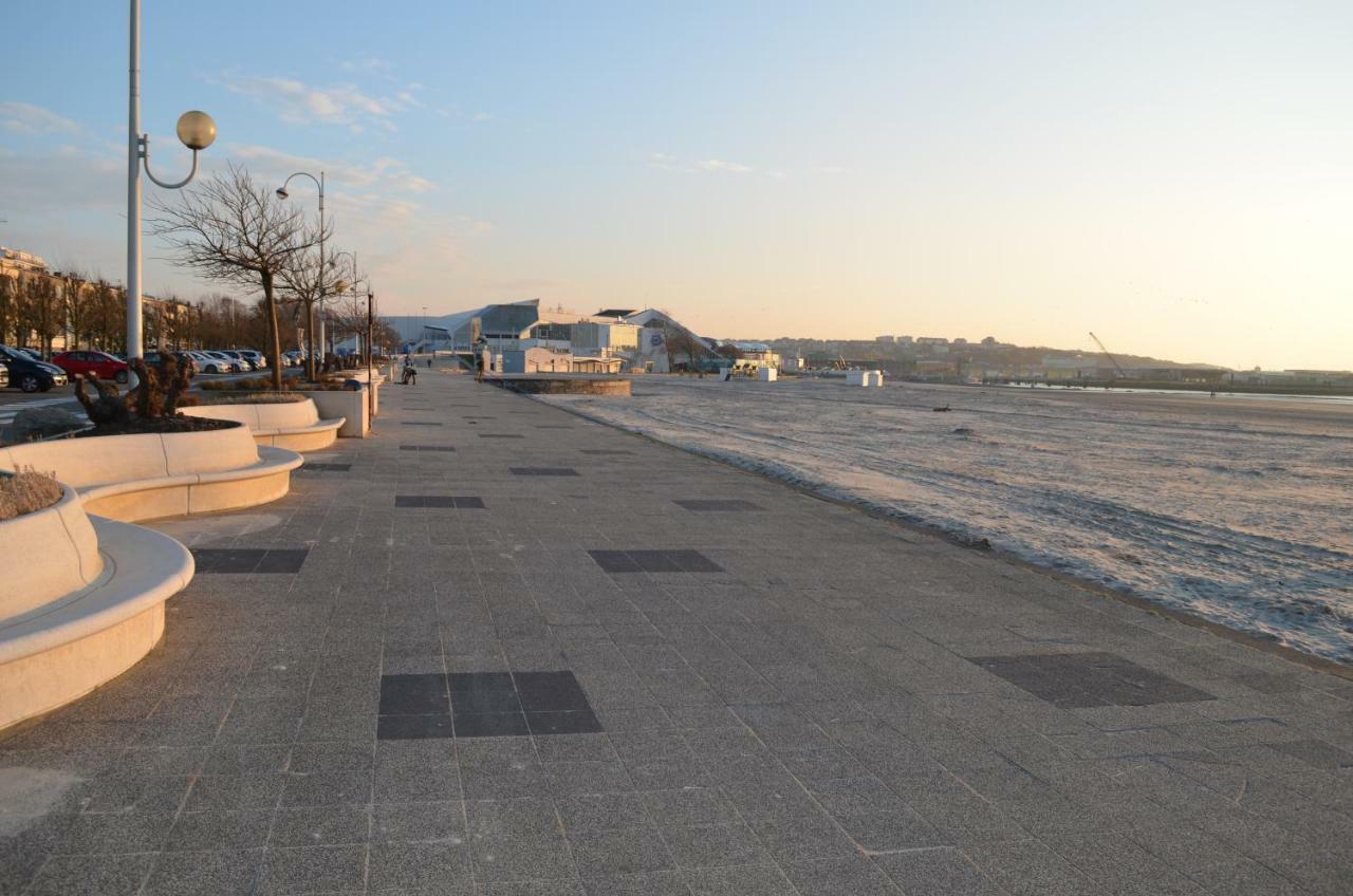 Appart Vue Sur Port Булон сюр Мер Екстериор снимка